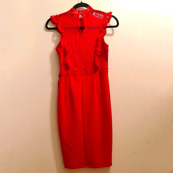 Haute Monde Red Lace Sleeveless Dress - Picture 2 of 7
